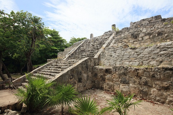 El Tren Maya impulsará la visita a las zonas arqueológicas en Cancún
