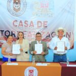 Inauguran Rector de la UATx y alcalde de Natívitas Casa de Autorrealización