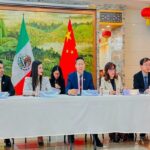 Invitado Especial  de la Embajada China, asiste Ray Vázquez Conchas