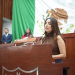 Establecer requisitos de arraigo y experiencia en secretarías estratégicas